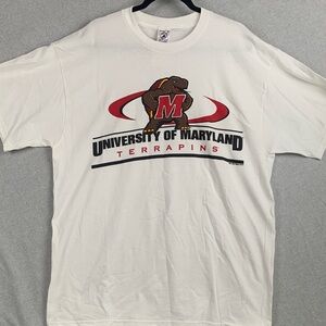 DELTA UNIVERSITY OF MARYLAND | XL UNISEX VTG NWT SS COLLEGE SHIRT | WHITE COLLEG